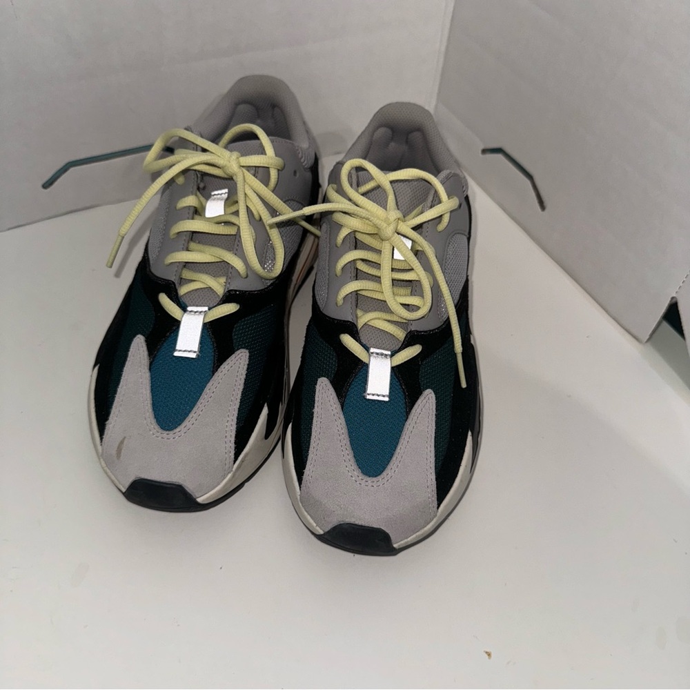 Adidas Yeezy Boost 700 Low Wave Runner Sneakers